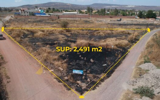 Lote 2,491 m2 Pueblos de la Barranca
